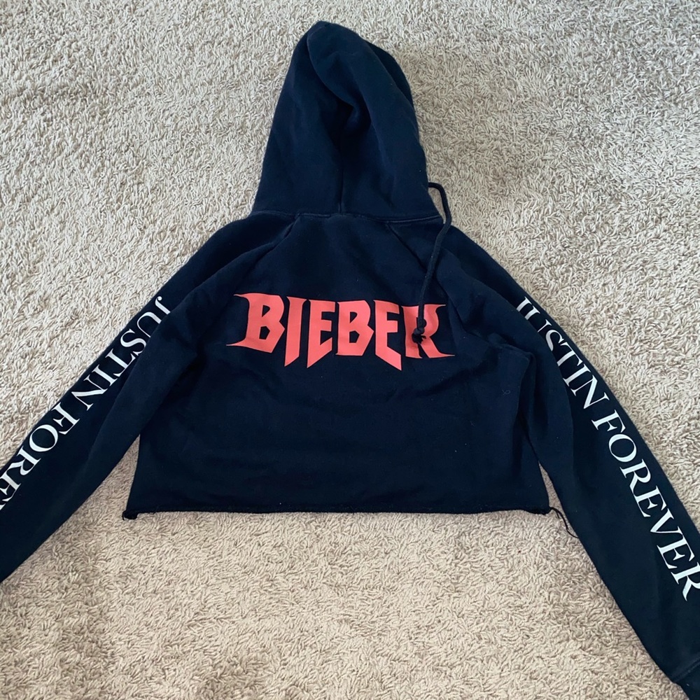 justin bieber sweatshirt (size small)